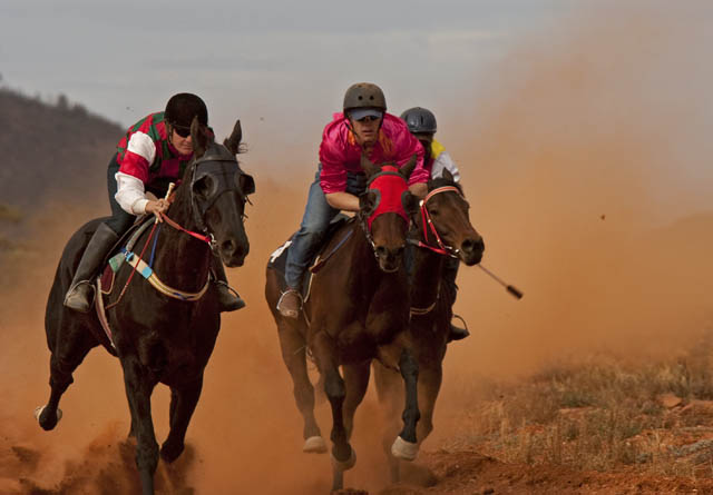 A Day at the Races……..Outback Style